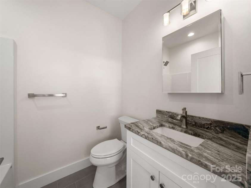 43 Skyvue Court, Saluda, NC 28773.  MLS# CAR4199637, YatesRealty ID 7845. 