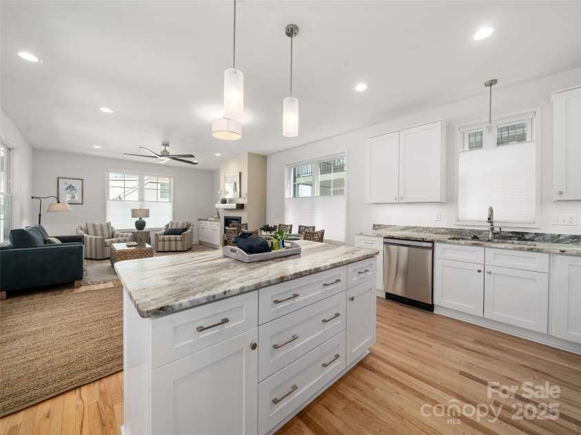 43 Skyvue Court, Saluda, NC 28773.  MLS# CAR4199637, YatesRealty ID 7845. Comfortable Open Floor Plan on the Main Level