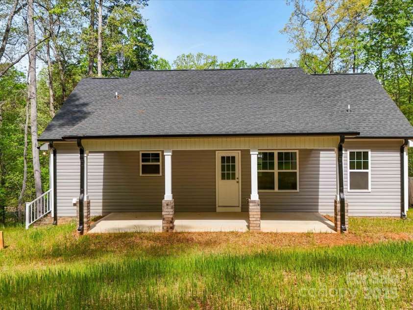 292 Manchester Road, Mount Gilead, NC 27306.  MLS# CAR4270794, YatesRealty ID 7846. 