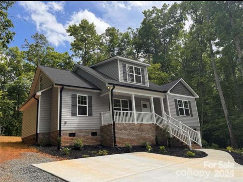292 Manchester Road, Mount Gilead, NC 27306.  MLS# CAR4270794, YatesRealty ID 7846. 