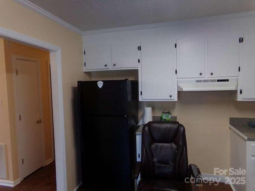 556 Roundtree Circle, Chester, SC 29706.  MLS# CAR4318394, YatesRealty ID 7846. 