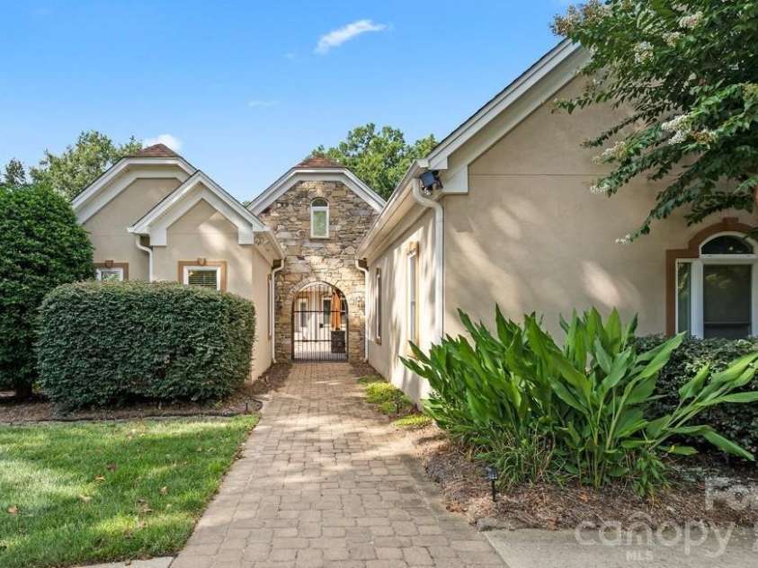 1111 Real Quiet Lane, Waxhaw, NC 28173.  MLS# CAR4349257, YatesRealty ID 7848. 