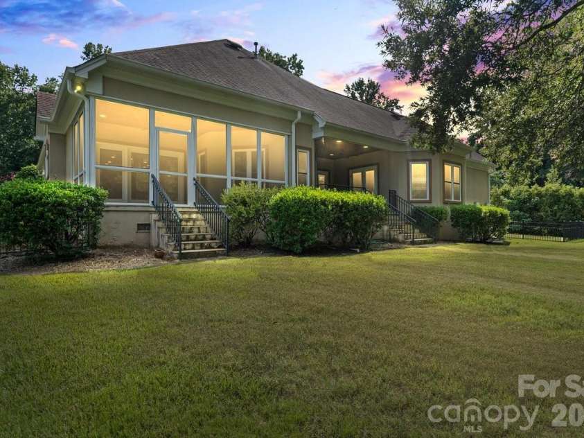 1111 Real Quiet Lane, Waxhaw, NC 28173.  MLS# CAR4349257, YatesRealty ID 7848. 
