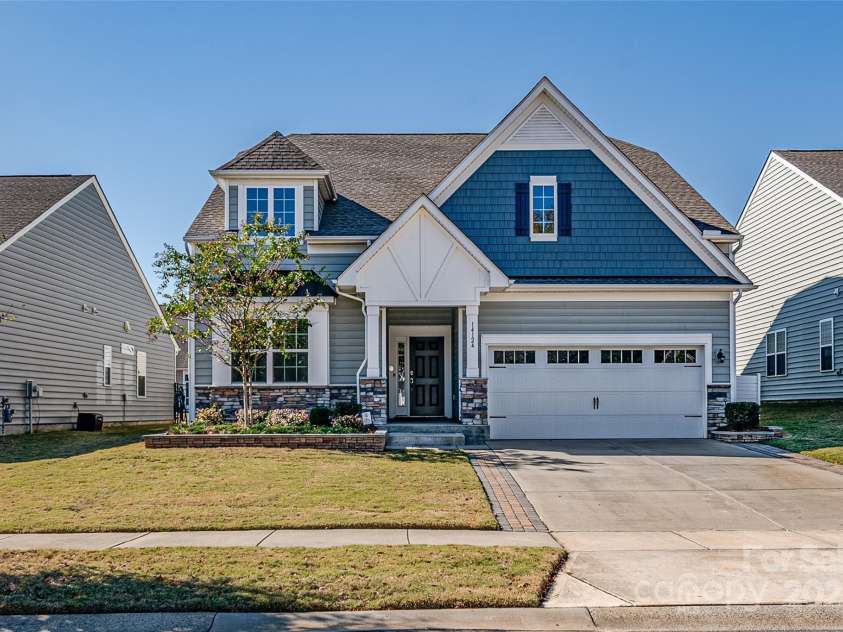 14124 Southbridge Forest Drive, Charlotte, NC 28273.  MLS# CAR4318269, YatesRealty ID 785. 