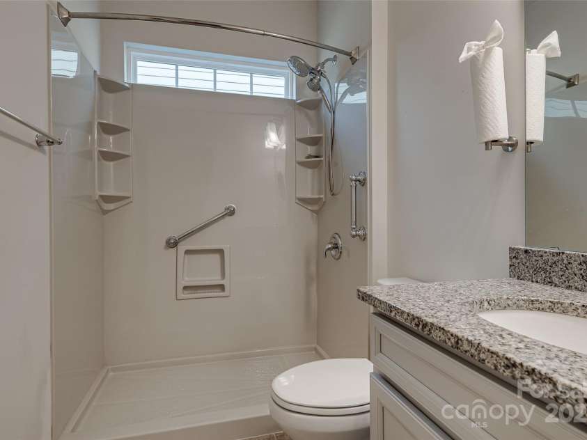 14124 Southbridge Forest Drive, Charlotte, NC 28273.  MLS# CAR4318269, YatesRealty ID 785. 