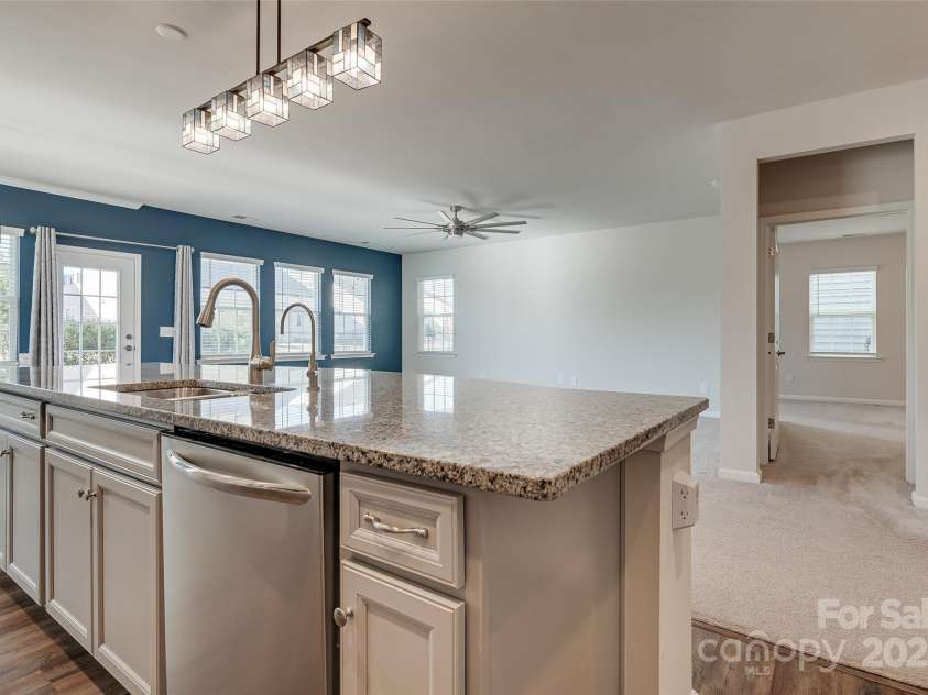 14124 Southbridge Forest Drive, Charlotte, NC 28273.  MLS# CAR4318269, YatesRealty ID 785. 