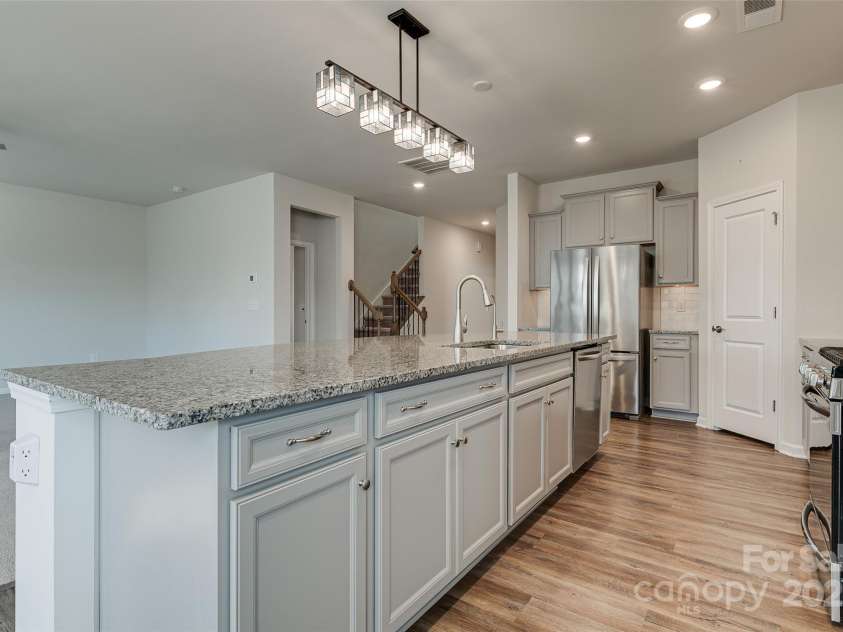 14124 Southbridge Forest Drive, Charlotte, NC 28273.  MLS# CAR4318269, YatesRealty ID 785. 