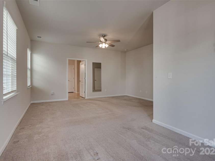 14124 Southbridge Forest Drive, Charlotte, NC 28273.  MLS# CAR4318269, YatesRealty ID 785. 