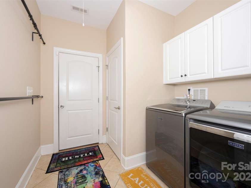 283 Norwood Hills Drive, Winston Salem, NC 27107.  MLS# CAR4333482, YatesRealty ID 785. 