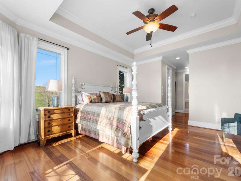 46 N Ridge Lane, Newland, NC 28657.  MLS# CAR4364617, YatesRealty ID 7850. 