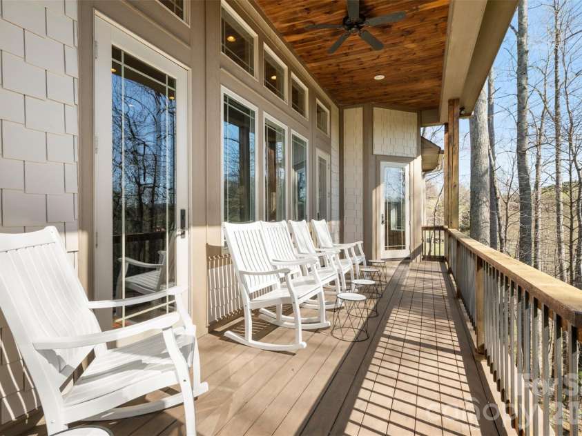 46 N Ridge Lane, Newland, NC 28657.  MLS# CAR4364617, YatesRealty ID 7850. 