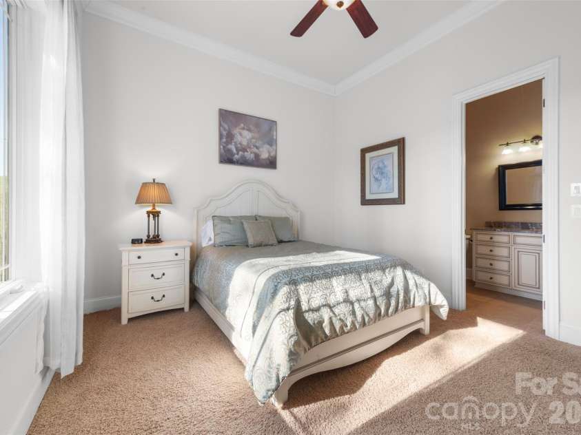 46 N Ridge Lane, Newland, NC 28657.  MLS# CAR4364617, YatesRealty ID 7850. 