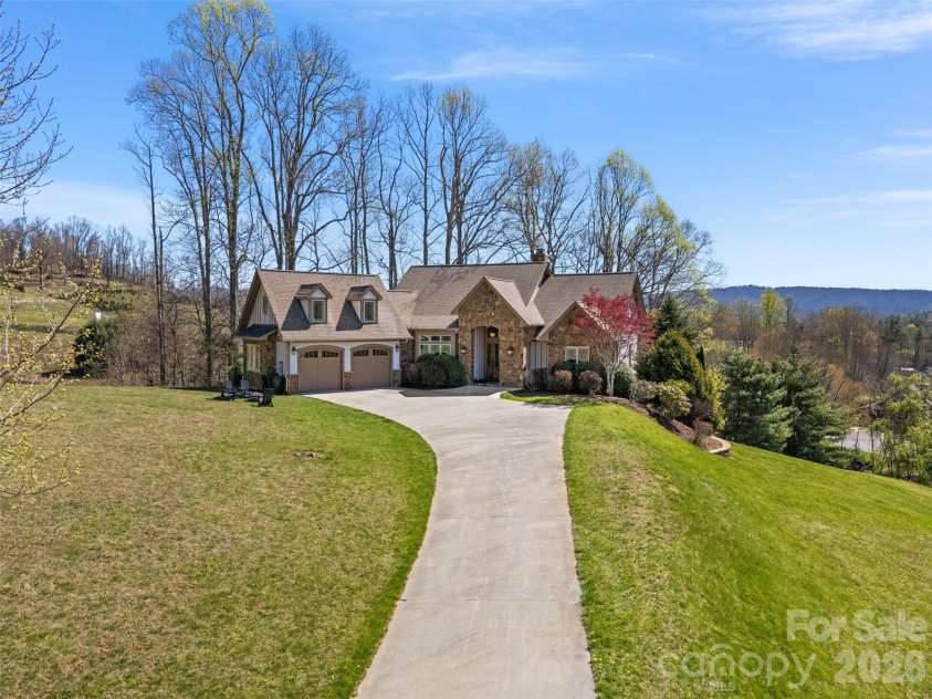 46 N Ridge Lane, Newland, NC 28657.  MLS# CAR4364617, YatesRealty ID 7850. 
