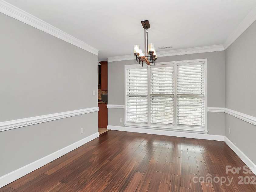 2321 Heathershire Lane, Matthews, NC 28105.  MLS# CAR4221274, YatesRealty ID 7851. 