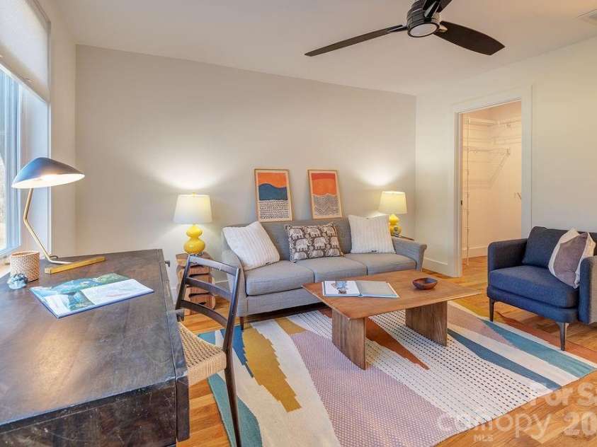 21 Orrinel Way, Asheville, NC 28806.  MLS# CAR4333114, YatesRealty ID 7852. 