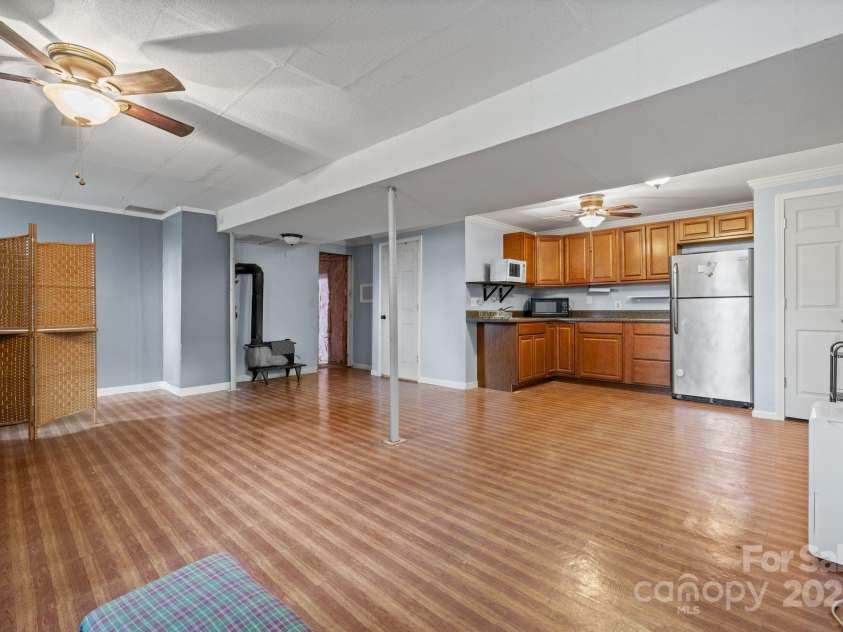 332 Swanson Drive, Lenoir, NC 28645.  MLS# CAR4246701, YatesRealty ID 7853. 