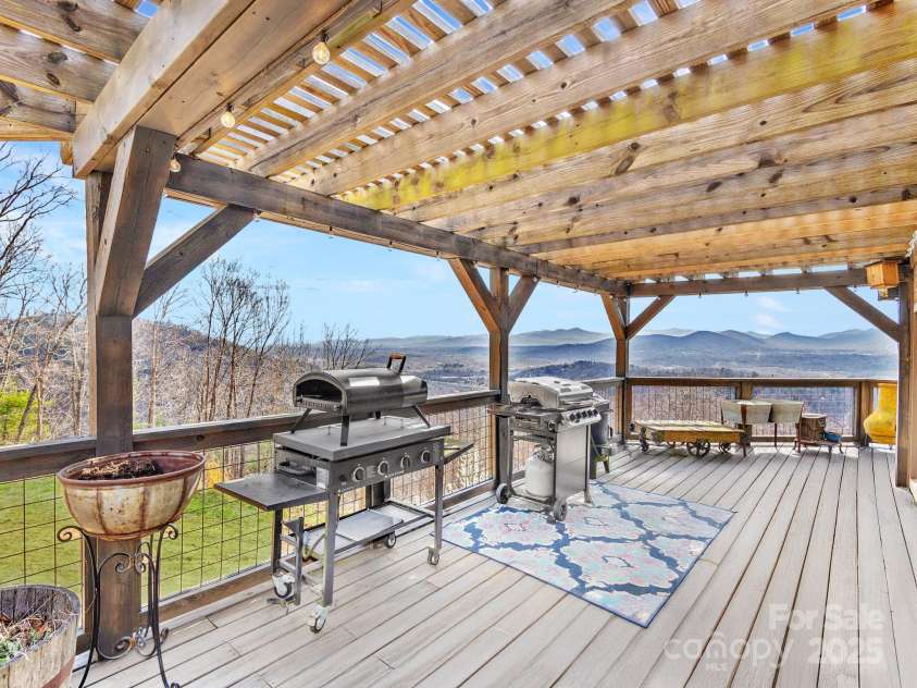 21 Carolina Sunset Pass, Asheville, NC 28804.  MLS# CAR4238184, YatesRealty ID 7854. More views!