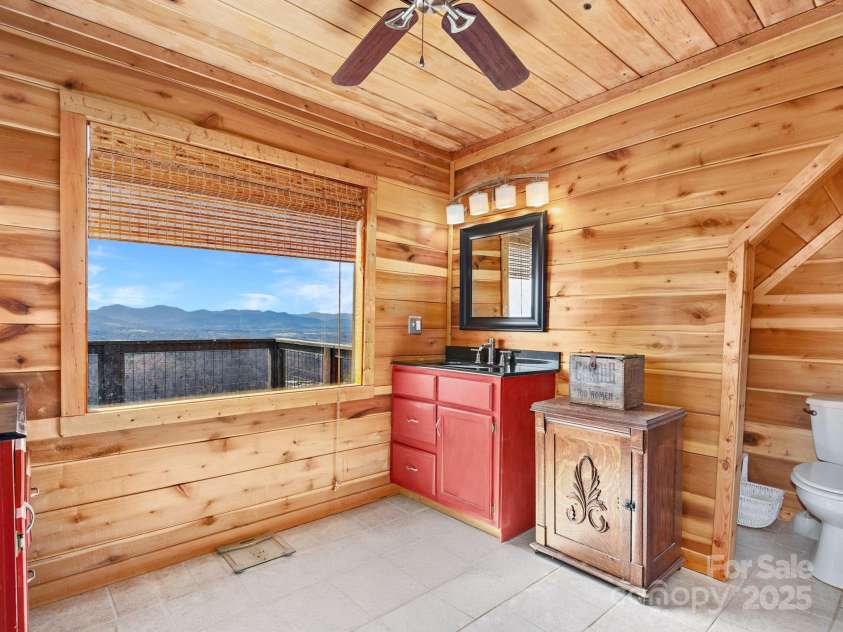 21 Carolina Sunset Pass, Asheville, NC 28804.  MLS# CAR4238184, YatesRealty ID 7854. Views from primary bathroom!