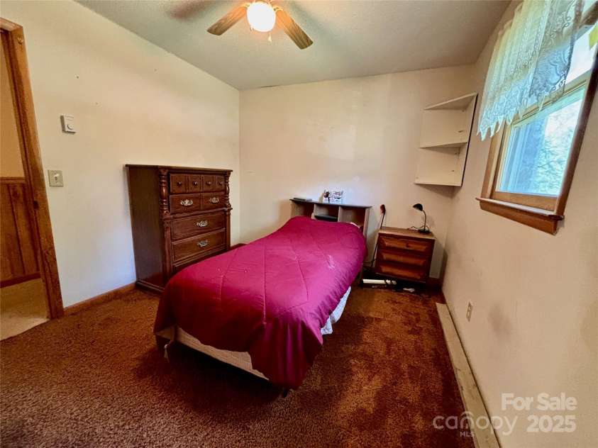 138 Friendship Drive, Ellenboro, NC 28040.  MLS# CAR4243904, YatesRealty ID 7855. 