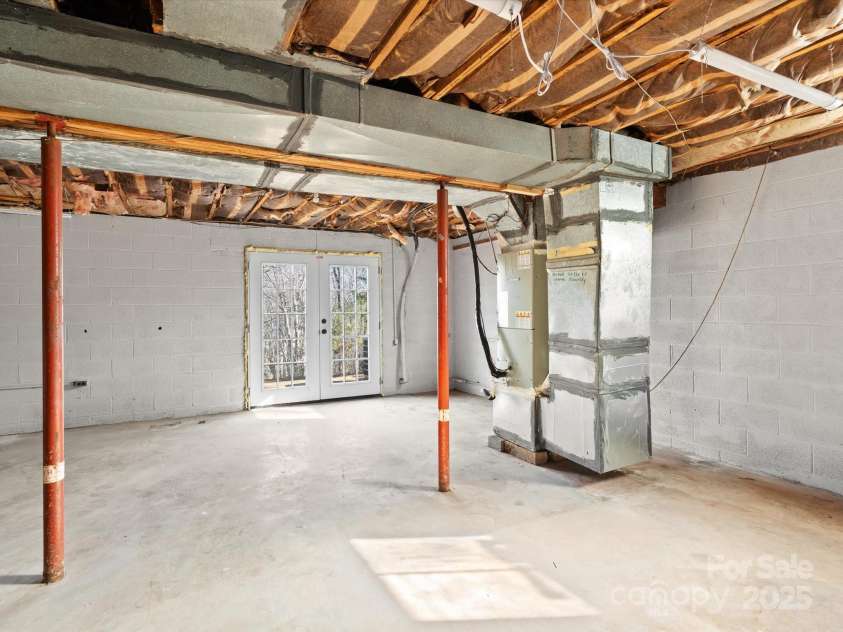 188 Mary Circle, Concord, NC 28025.  MLS# CAR4214632, YatesRealty ID 7856. 