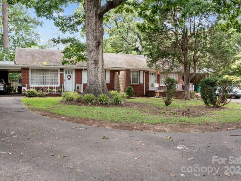 309 Salisbury Avenue, Salisbury, NC 28146.  MLS# CAR4221562, YatesRealty ID 786. 