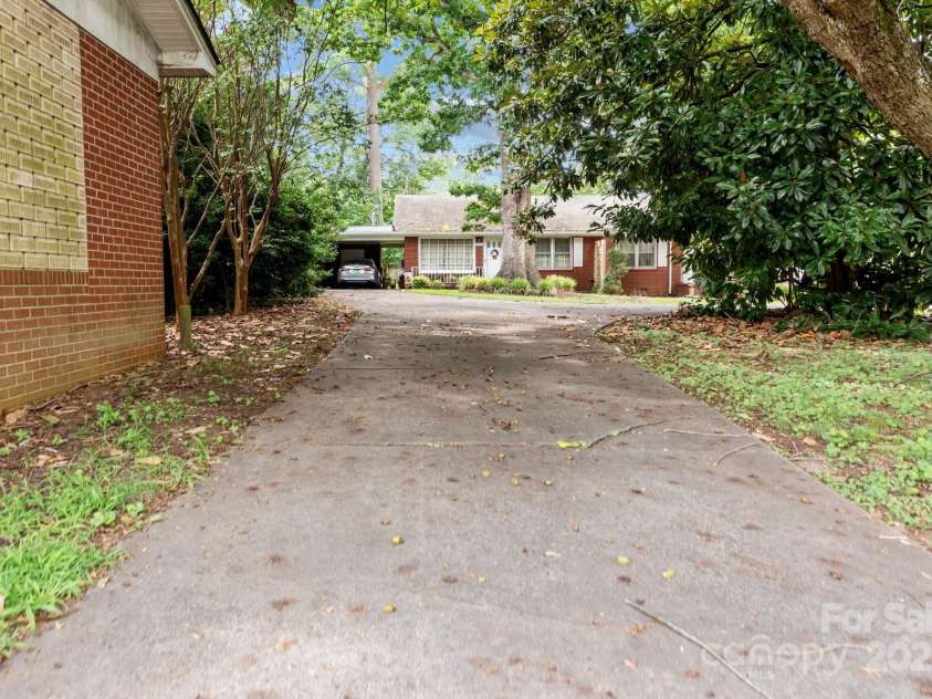 309 Salisbury Avenue, Salisbury, NC 28146.  MLS# CAR4221562, YatesRealty ID 786. 