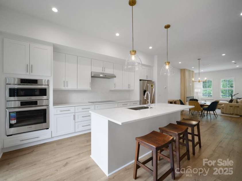 2508 Park Rose Lane, Charlotte, NC 28204.  MLS# CAR4241360, YatesRealty ID 7861. Kitchen
