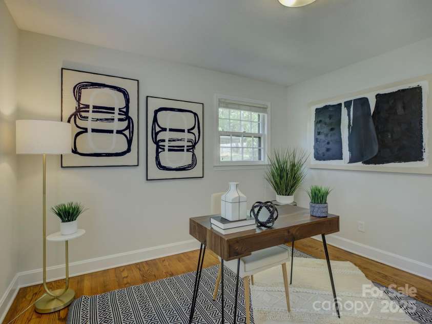5601 Londonderry Road, Charlotte, NC 28210.  MLS# CAR4247091, YatesRealty ID 7862. Welcome to 5601 Londonderry Road
