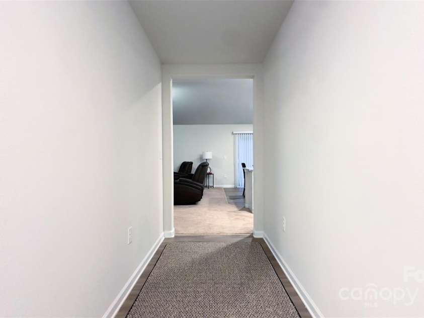 1401 Nia Road, Charlotte, NC 28215.  MLS# CAR4210174, YatesRealty ID 7864. 