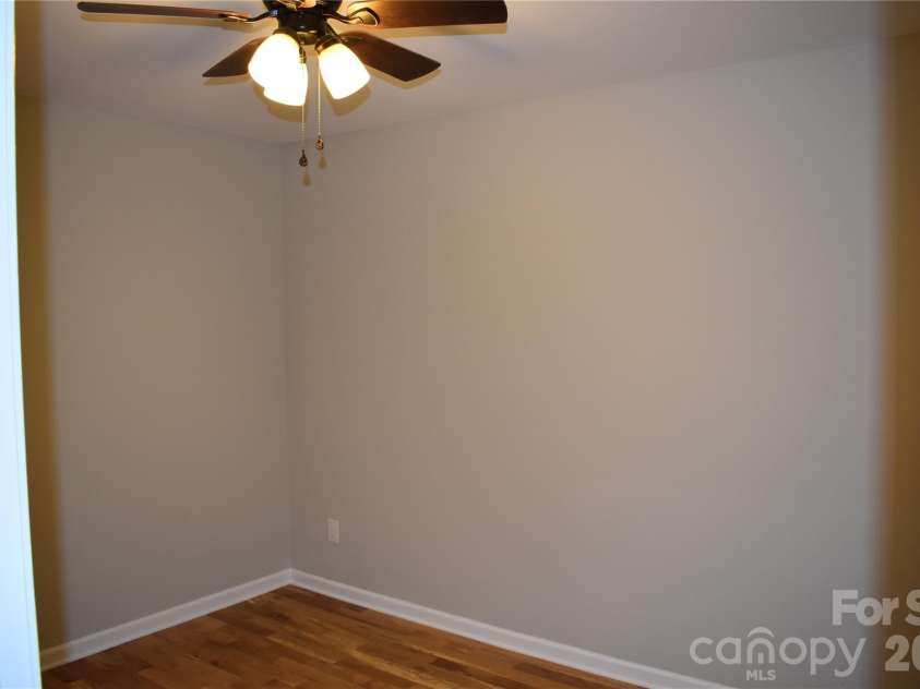 17 Meredith Lane, Marion, NC 28752.  MLS# CAR4249999, YatesRealty ID 7864. 