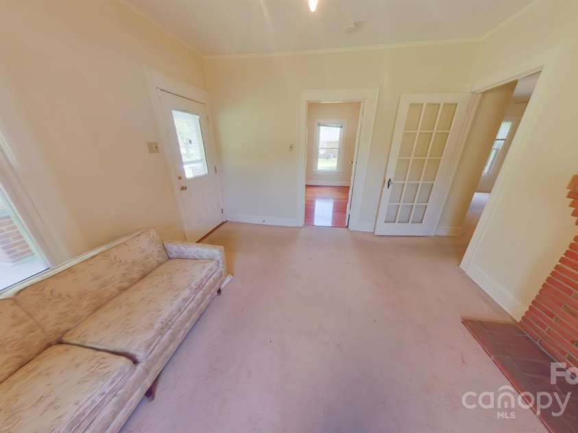 224 McClain Street, York, SC 29745.  MLS# CAR4242431, YatesRealty ID 7865. Living Room