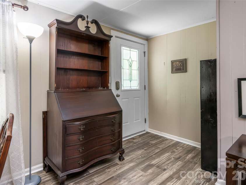 345 Lower Grassy Branch Road, Asheville, NC 28805.  MLS# CAR4364075, YatesRealty ID 7867. Entry