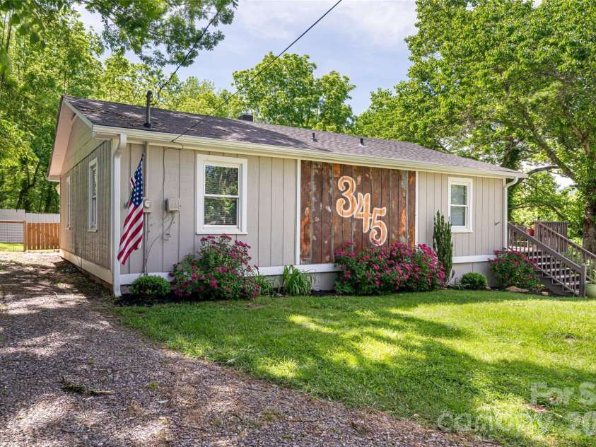 345 Lower Grassy Branch Road, Asheville, NC 28805.  MLS# CAR4364075, YatesRealty ID 7867. Front exterior