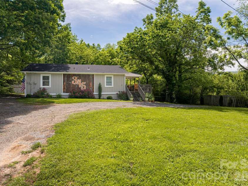 345 Lower Grassy Branch Road, Asheville, NC 28805.  MLS# CAR4364075, YatesRealty ID 7867. Front yard