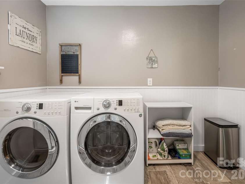 345 Lower Grassy Branch Road, Asheville, NC 28805.  MLS# CAR4364075, YatesRealty ID 7867. Laundry