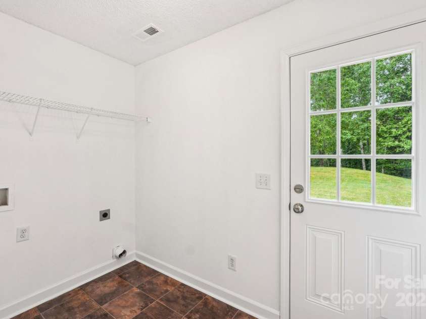 759 Victory Gallop Avenue, Clover, SC 29710.  MLS# CAR4248289, YatesRealty ID 7867. 