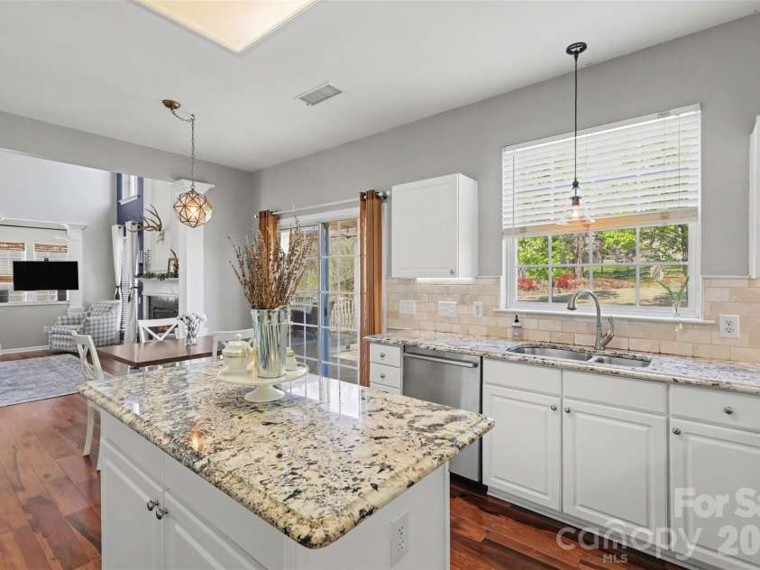 5919 Cambellton Drive, Charlotte, NC 28269.  MLS# CAR4361206, YatesRealty ID 7868. 