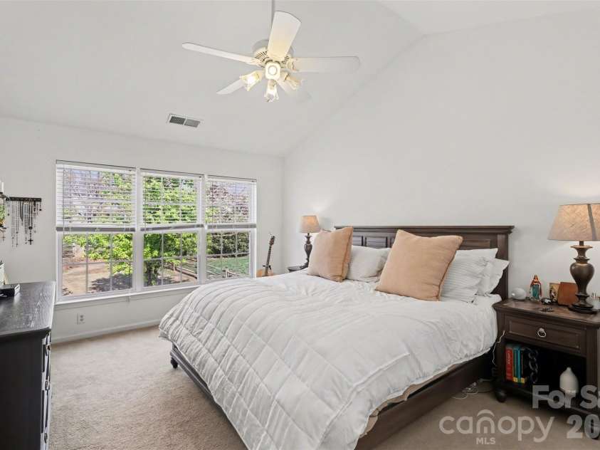 5919 Cambellton Drive, Charlotte, NC 28269.  MLS# CAR4361206, YatesRealty ID 7868. 