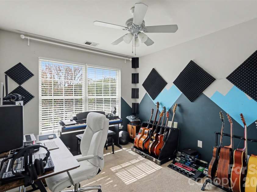 5919 Cambellton Drive, Charlotte, NC 28269.  MLS# CAR4361206, YatesRealty ID 7868. 