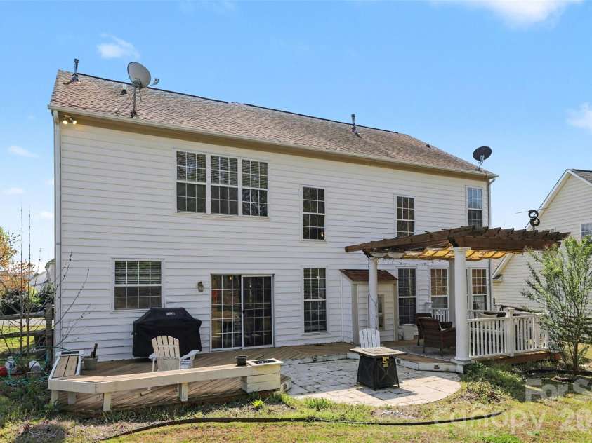 5919 Cambellton Drive, Charlotte, NC 28269.  MLS# CAR4361206, YatesRealty ID 7868. 