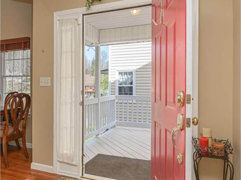 96 Grist Mill Drive, Hendersonville, NC 28739.  MLS# CAR4243943, YatesRealty ID 7869. 