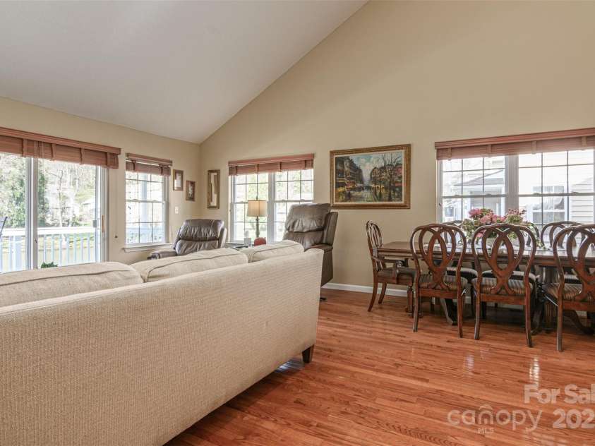 96 Grist Mill Drive, Hendersonville, NC 28739.  MLS# CAR4243943, YatesRealty ID 7869. 