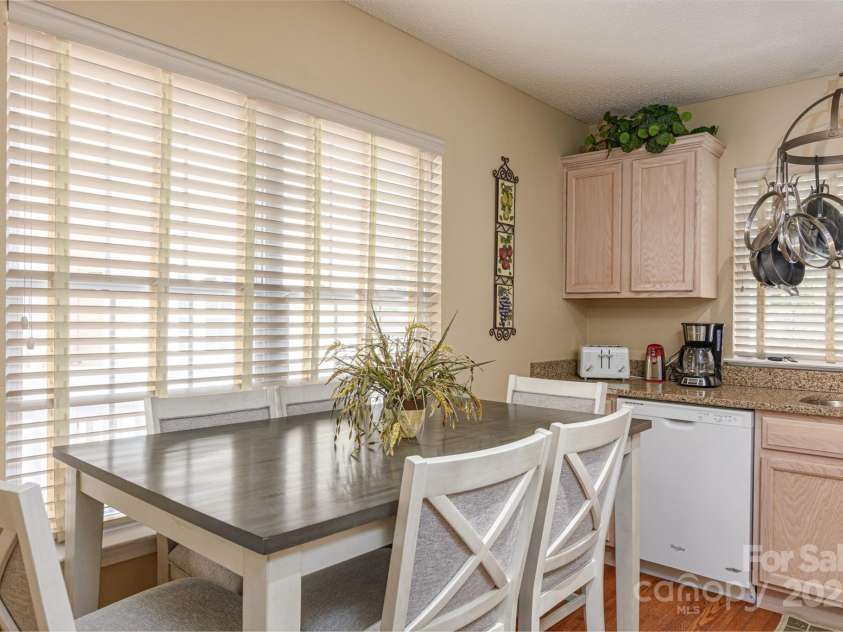 96 Grist Mill Drive, Hendersonville, NC 28739.  MLS# CAR4243943, YatesRealty ID 7869. 