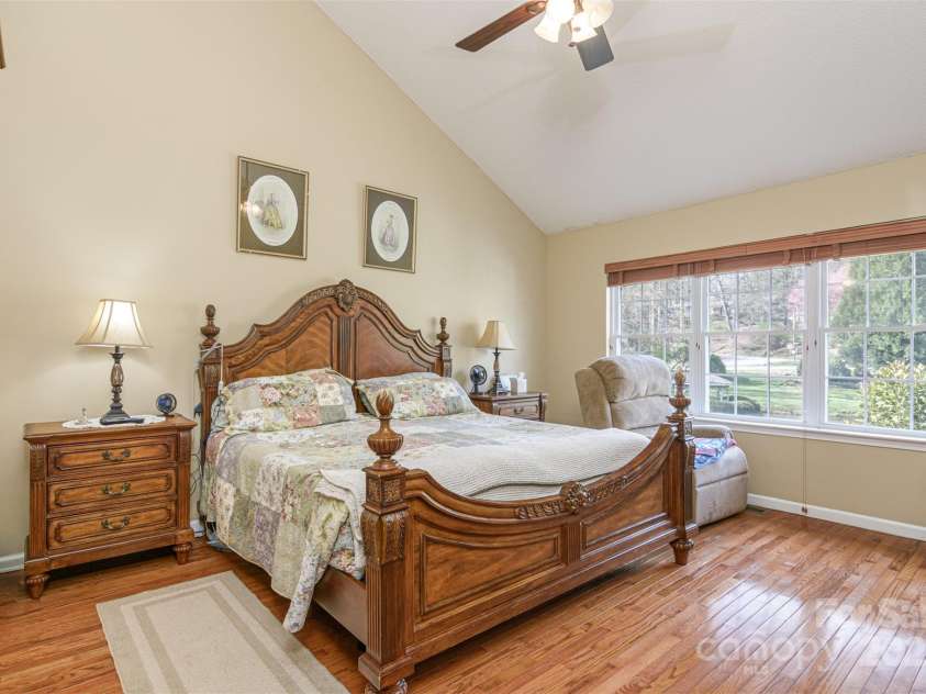 96 Grist Mill Drive, Hendersonville, NC 28739.  MLS# CAR4243943, YatesRealty ID 7869. 