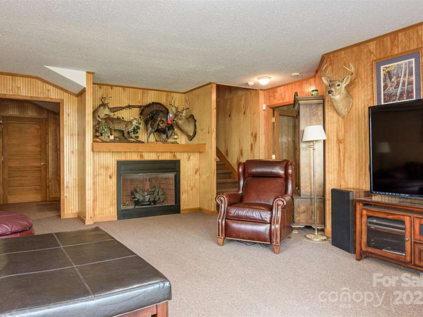 96 Grist Mill Drive, Hendersonville, NC 28739.  MLS# CAR4243943, YatesRealty ID 7869. 