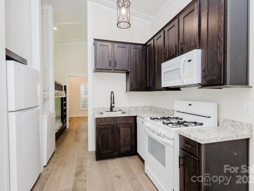 15 Pinehurst Drive, Bryson City, NC 28713.  MLS# CAR4305404, YatesRealty ID 787. 