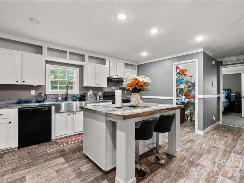 281 Locatis Lane, Ruby, SC 29741.  MLS# CAR4305970, YatesRealty ID 787. 