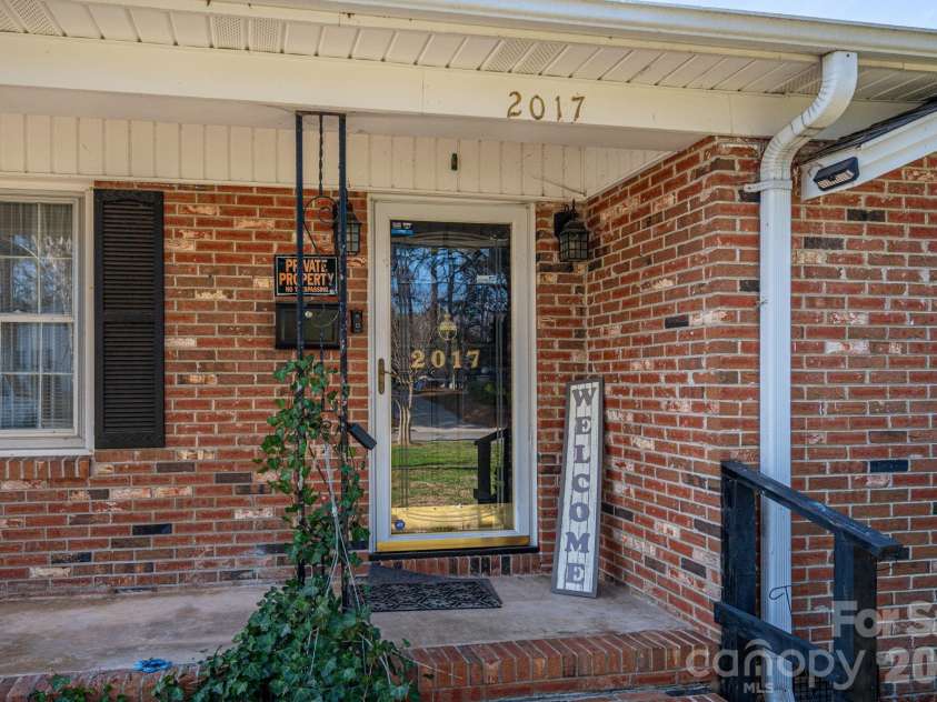 2017 Belmar Drive, Gastonia, NC 28052.  MLS# CAR4353756, YatesRealty ID 7870. 