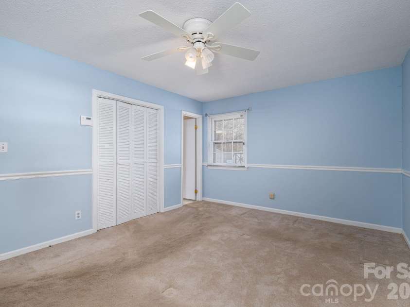 2017 Belmar Drive, Gastonia, NC 28052.  MLS# CAR4353756, YatesRealty ID 7870. 