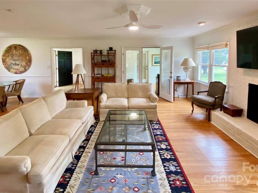 5119 Blackberry Lane, Matthews, NC 28104.  MLS# CAR4240409, YatesRealty ID 7870. 